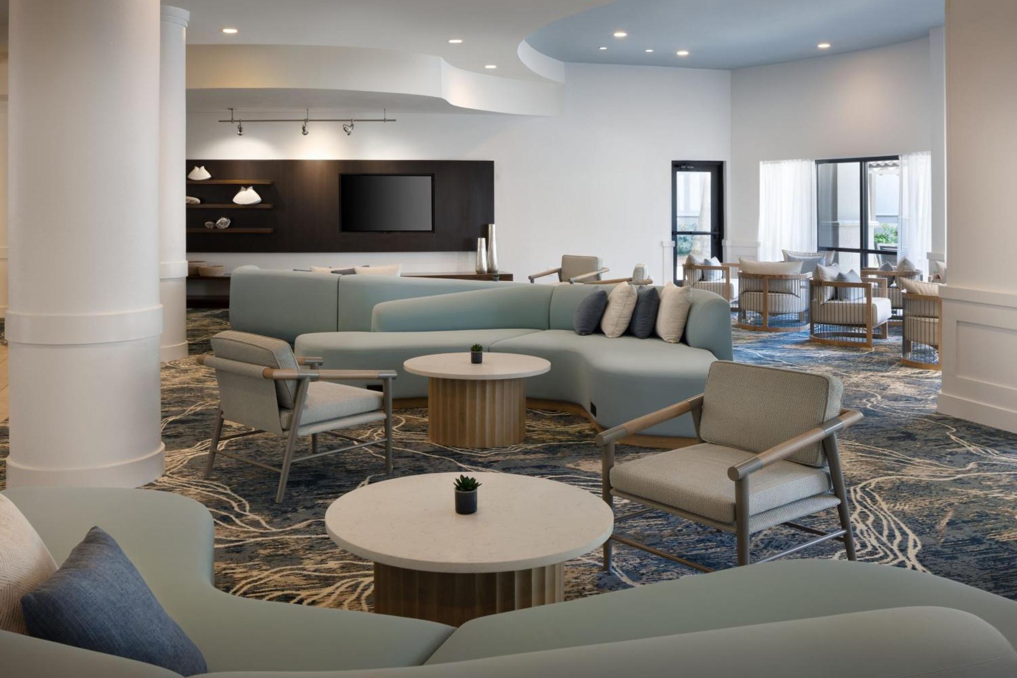 Courtyard By Marriott Sandestin At Grand Boulevard Мирамар Бийч Екстериор снимка