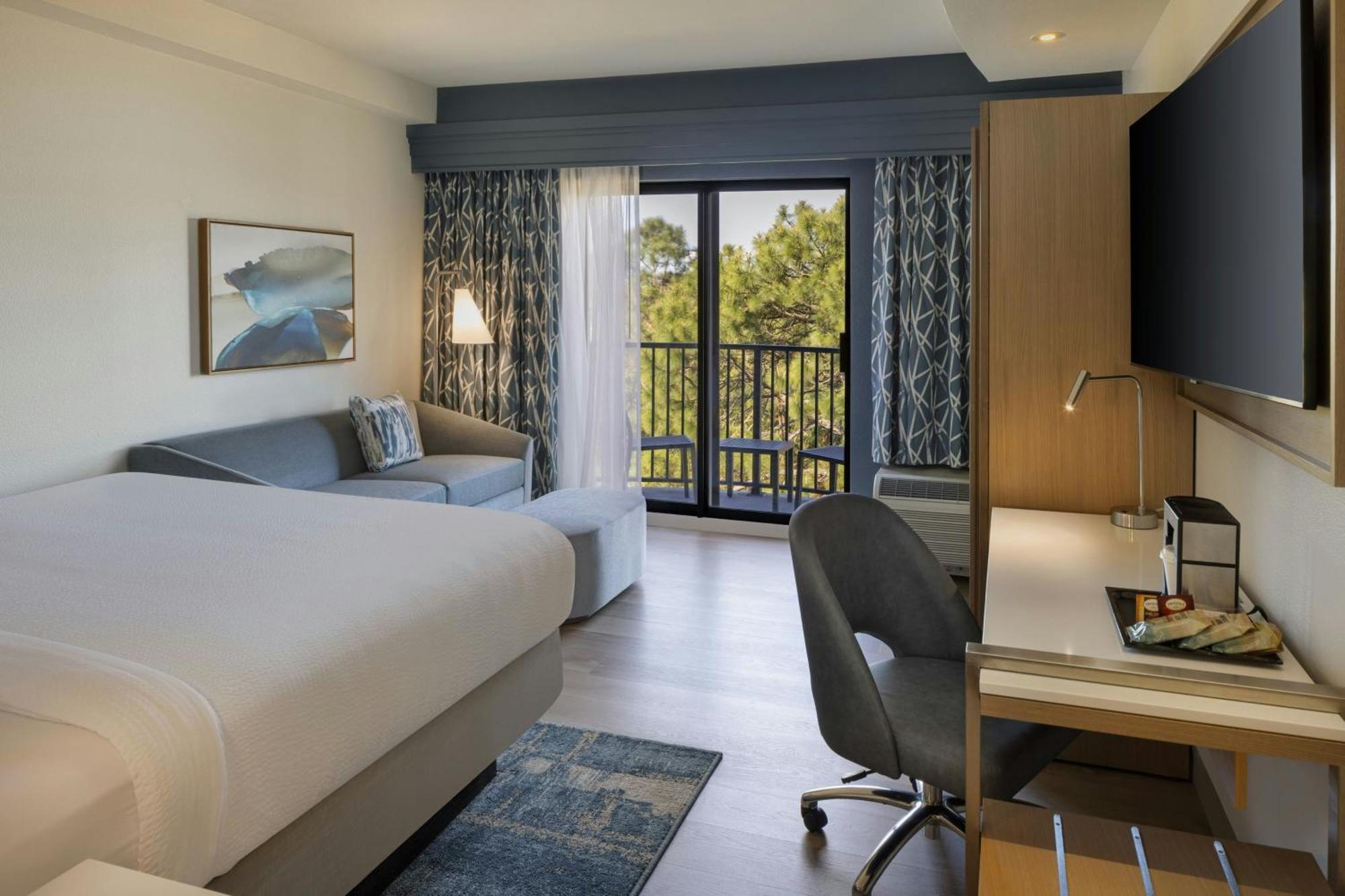 Courtyard By Marriott Sandestin At Grand Boulevard Мирамар Бийч Екстериор снимка