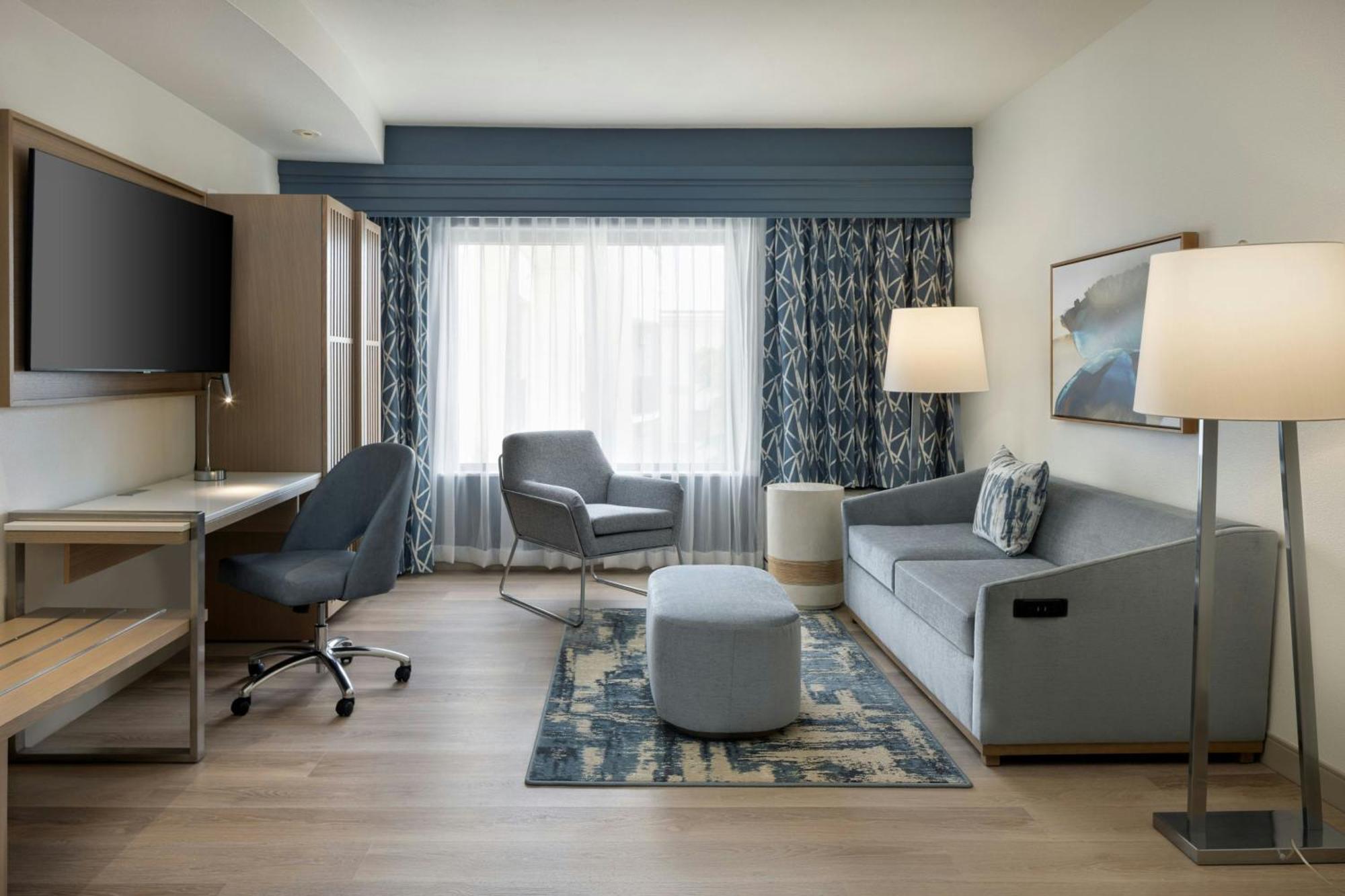 Courtyard By Marriott Sandestin At Grand Boulevard Мирамар Бийч Екстериор снимка